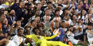 Corinthians Conquista o Tetracampeonato da Copa do Brasil em Final Eletrizante Contra o Vasco no Maracanã